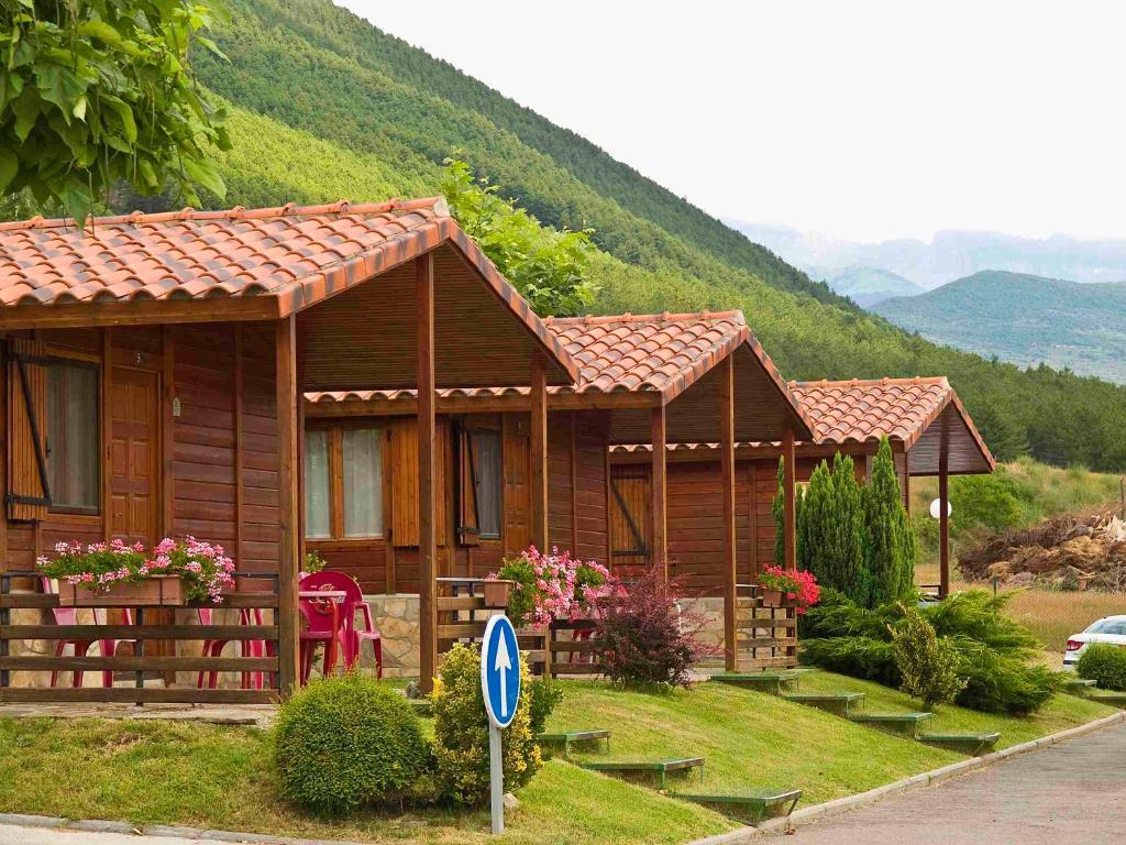 Camping Valle De Tena Сабиньяниго Номер фото